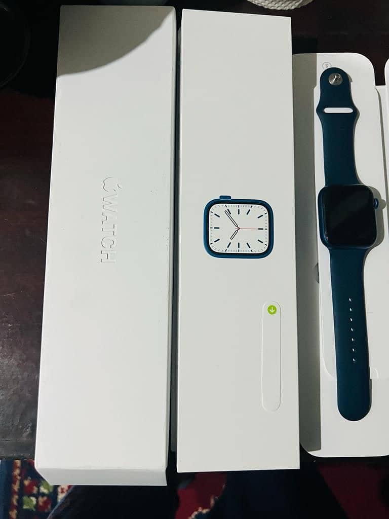 Apple watch series 7 45mm Blue color 3