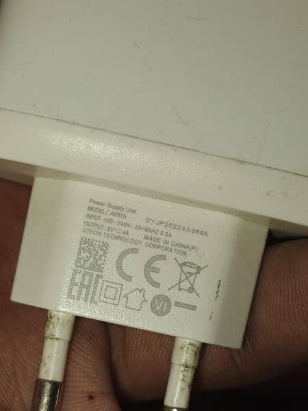 OPPO 65W Vooc fast charger 4