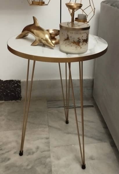 stools and table for sale 1