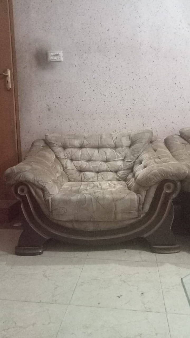 Large Sofa set in velwet 2