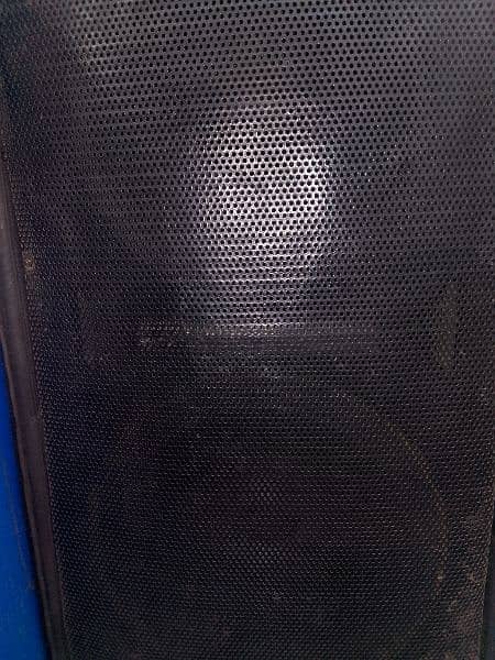 used  mixer and speakers 6