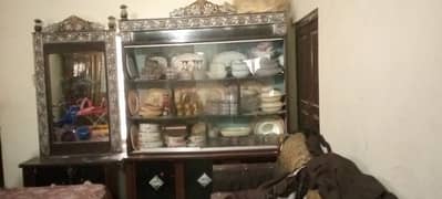 dressing table show case and bed set zabaardast condition new style