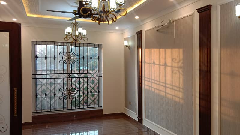 Most Beautiful Citi Housing Sialkot 10 Marla House Available For Sale 13