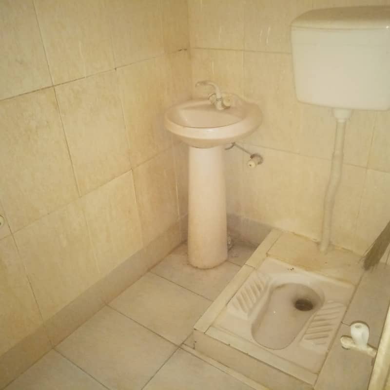 Flat For Rent 3 Room 2 Bathroom Alghfor sky Tower Sector 11 A 5