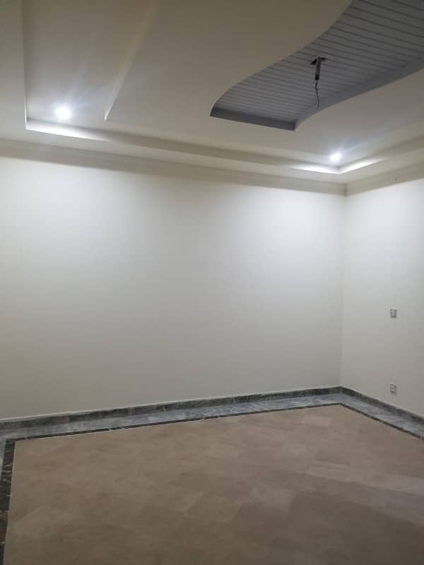10 marla upper portion for rent in state life society 10