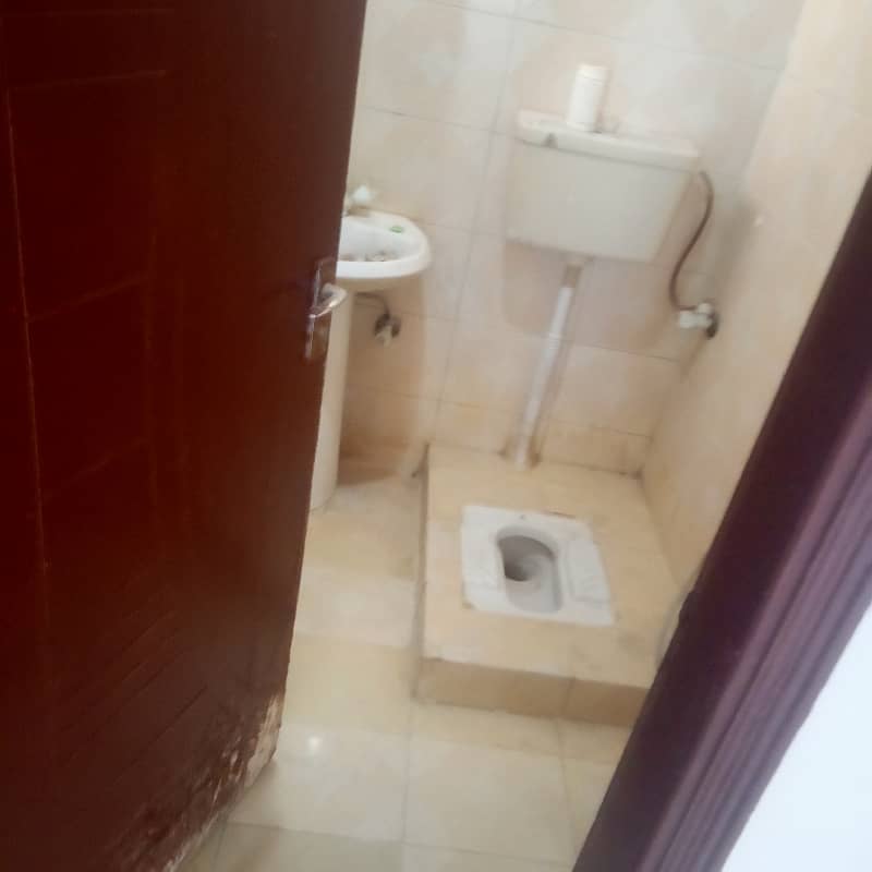House For Rent Main Road Facing 4 Room 3 Bathroom Sector 9 1