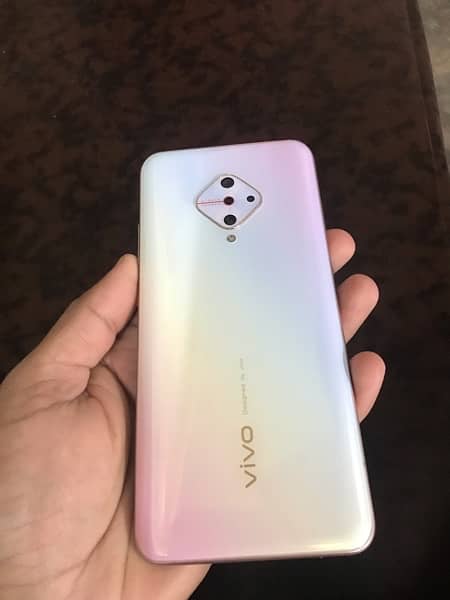 Vivo S1 pro 10/10 condition 8/128 box and charger 2