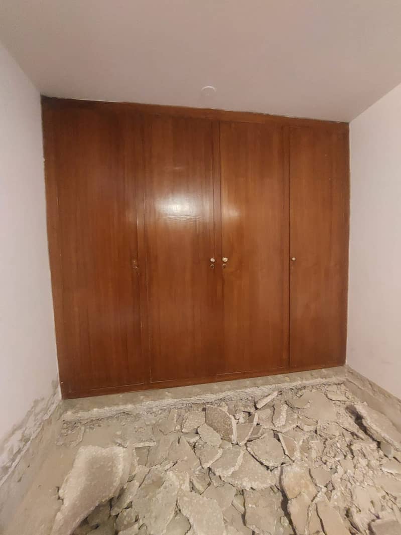 wooden work/kitchen cabinets/Wardrobes/Carpenter/Cupboard  used 1