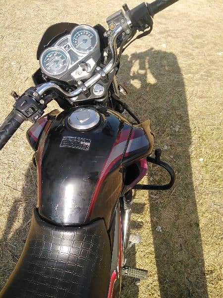 Honda CB 150F Neat 8