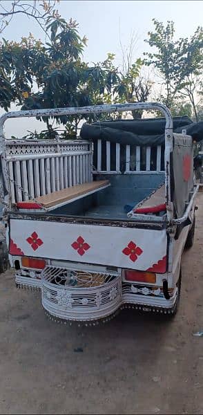 Suzuki Ravi pickup loader 2