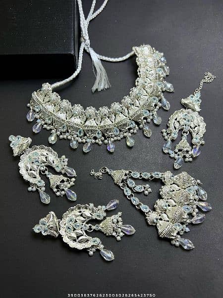New Arrival
Rajwari Style Bridal Collar Set
Fine Quality 5