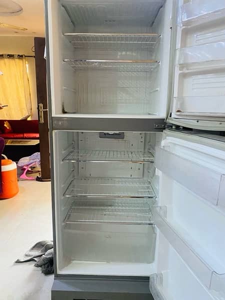 Pel Refrigerator Model No: PRAF20190 1
