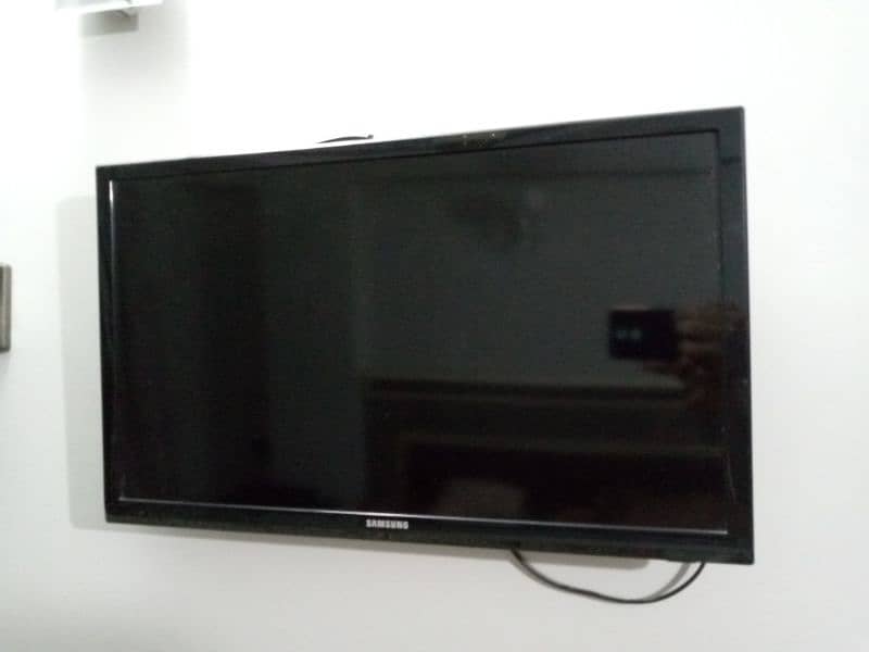 Samsung LED Tv 23" (Original) 4