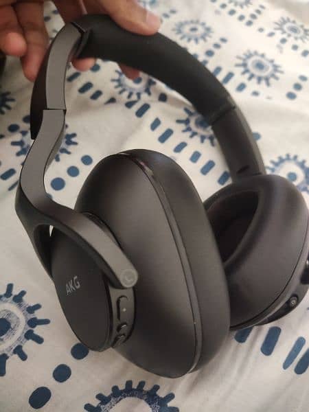 bluetooth headphones AKG N700 NC M2 1
