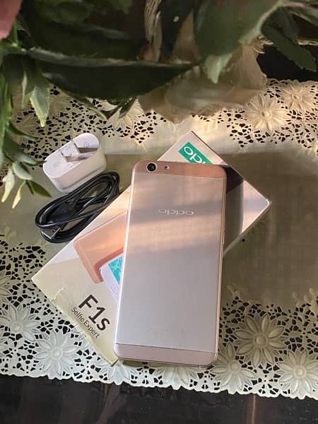 OPPO F1S (4/64) with full box 0