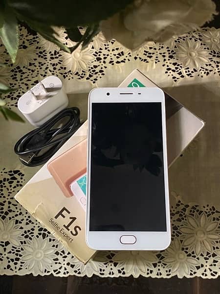 OPPO F1S (4/64) with full box 1
