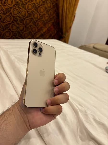 Apple iPhone 12 Pro gold factory unlocked 128 4