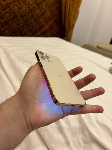 Apple iPhone 12 Pro gold factory unlocked 128 7