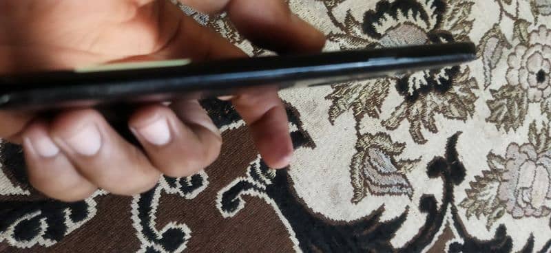 Galaxy S9+ dual sim pta official glass crack 1 dot from camera mn spot 5