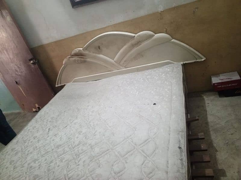 Queen size wooden bed with mattress 0