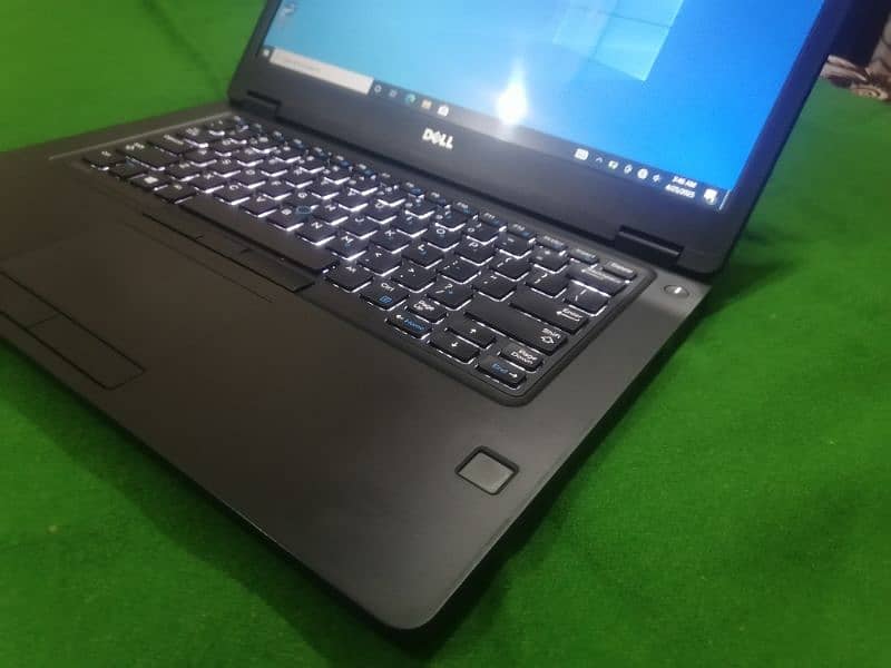 Dell 5480 i5 7th gen with touch screen 12