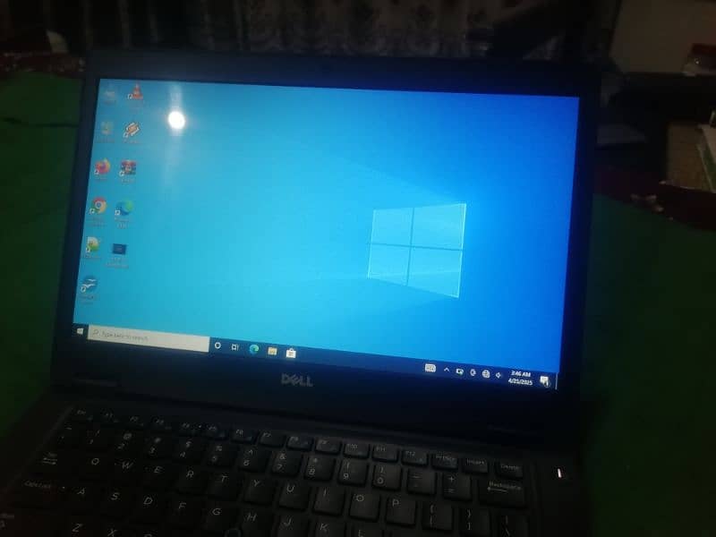 Dell 5480 i5 7th gen with touch screen 13