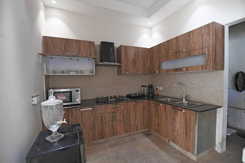 1 Kanal Furnished Upper Portion Available For Rent in FF Block Phase 4 11