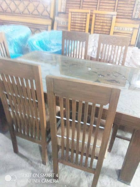 New dinning table clean condition 0