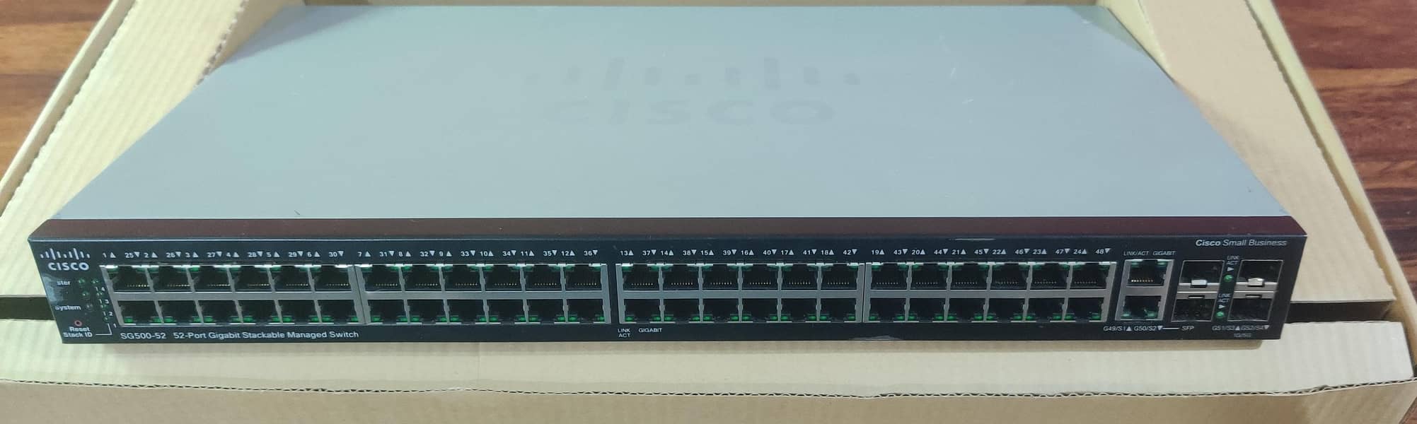 Cisco SG500-52 52-Ports Gigabit Manageable Switch (Open Box) 3