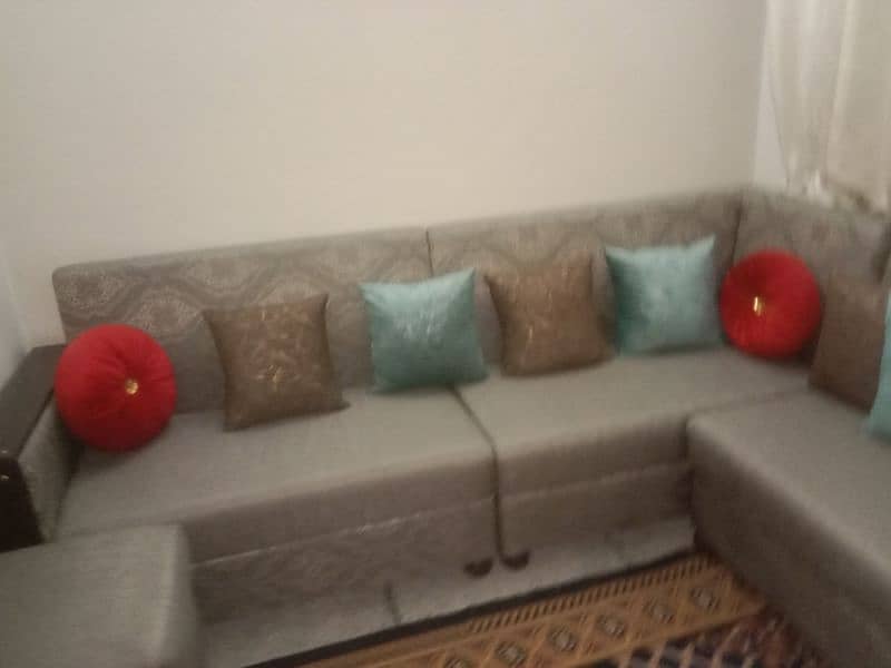 sofa l shape only 1 week use 0323 4670166 0323 7876834 contact numbers 5