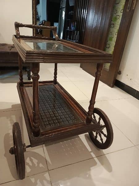 Antique serving trolly 2