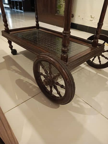 Antique serving trolly 4