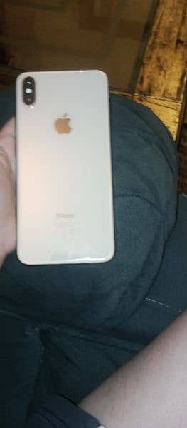 iphone XS MAX 256 GB GOLD EDITION PTA approved iOS 19 compatible 15