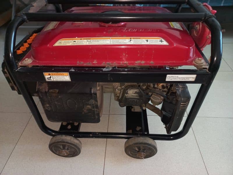 ONE HAND USED PERFECT CONDITION GENERATOR FOR SALE 1