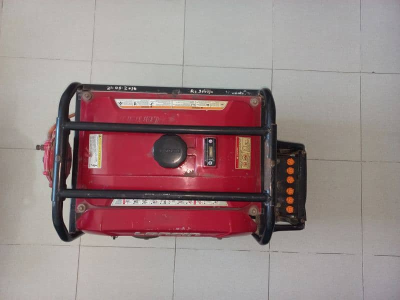 ONE HAND USED PERFECT CONDITION GENERATOR FOR SALE 2