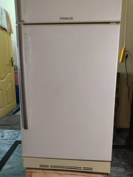 Pel refrigerator PRA-160 ARCTIC series 16 cubic feet in mint condition 1