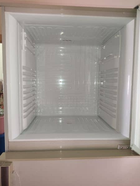 Pel refrigerator PRA-160 ARCTIC series 16 cubic feet in mint condition 2