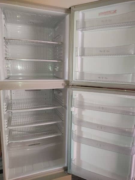 Pel refrigerator PRA-160 ARCTIC series 16 cubic feet in mint condition 8