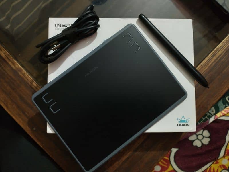 Huion PENTAB for Graphic Designing and Teaching 0