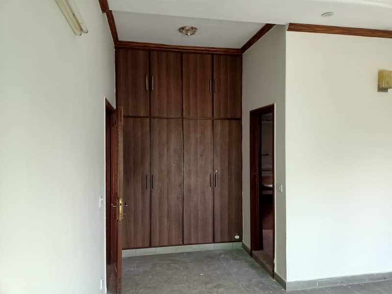 Mostly Lower Lock Upper Portion Available For Rent in Dha phase 4 2
