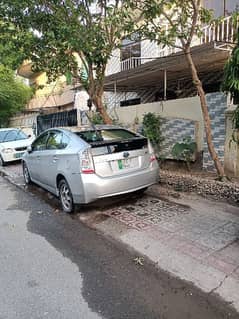 toyota Prius hybrid