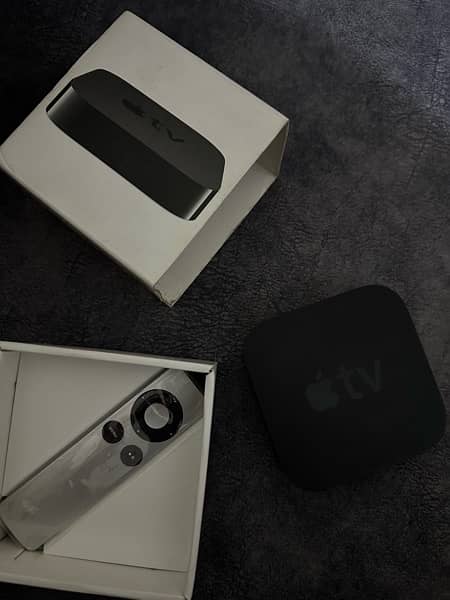 Apple Tv 3rd Generation MD199LL/A Black (Open Box) 2
