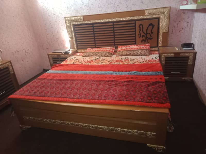 king size bed set with wardrobe +dressing+side table 0