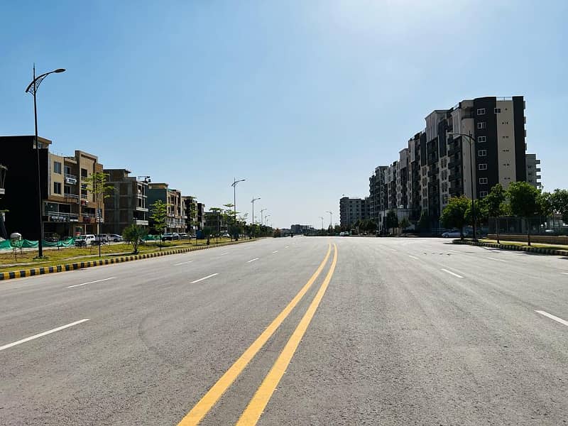 Sector C 5 Marla Ready Commercial In Starting Numbers On Main Bahria Avenue Opposite Zoo Possession Utility Paid Plot For Sale 0