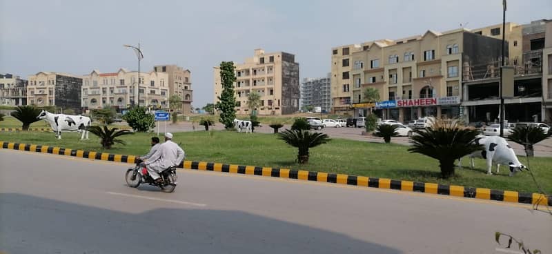 Sector C 5 Marla Ready Commercial In Starting Numbers On Main Bahria Avenue Opposite Zoo Possession Utility Paid Plot For Sale 3