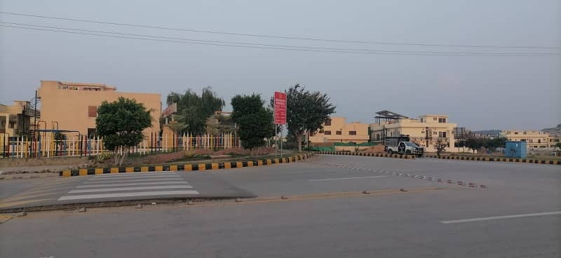 Sector C 5 Marla Ready Commercial In Starting Numbers On Main Bahria Avenue Opposite Zoo Possession Utility Paid Plot For Sale 9