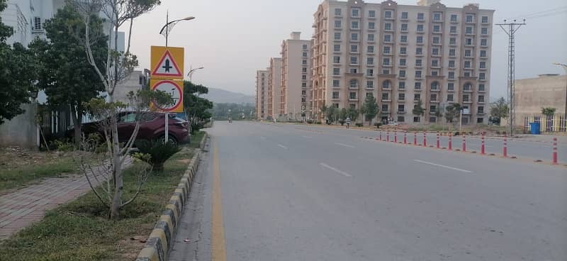 Sector C 5 Marla Ready Commercial In Starting Numbers On Main Bahria Avenue Opposite Zoo Possession Utility Paid Plot For Sale 11