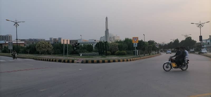 Sector C 5 Marla Ready Commercial In Starting Numbers On Main Bahria Avenue Opposite Zoo Possession Utility Paid Plot For Sale 12