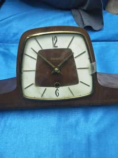 ANTIQUE DECORATION CLOCK