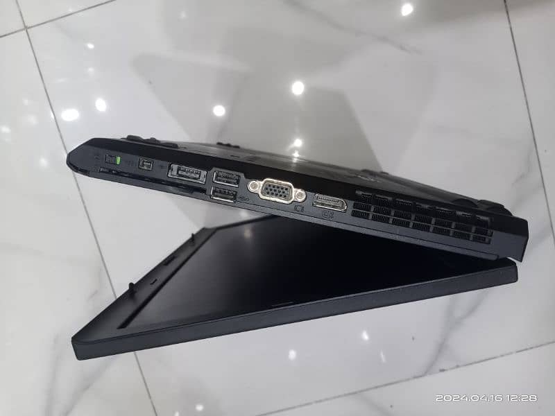 Lenovo T520 best laptop, i3 & 2nd gen 6